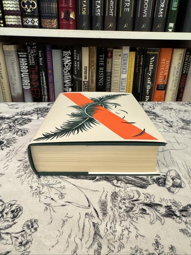 Southern Reach Trilogy Area X — Jeff Vandermeer (HC) Annihilation - VG+, Omnibus - Picture 4 of 17