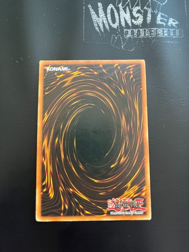 YUGIOH BLUE-EYES ULTIMATE DRAGON SECRET RARE JMP-DE005 LIMITED EDITION PLAYED - Bild 2 von 7