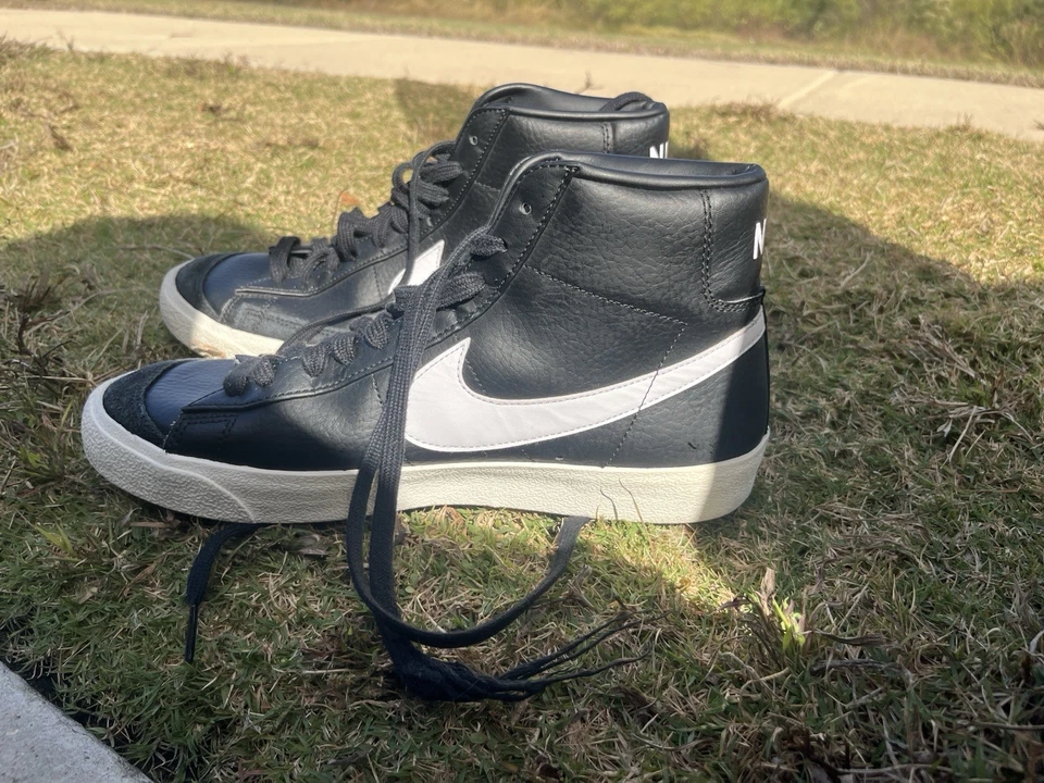 Size 10.5 - Nike Blazer '77 Vintage Mid Black Sail - Image 2 of 4