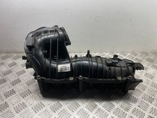 BMW 1 E81 E87 2007 Diesel intake manifold 7798885 GIR54889