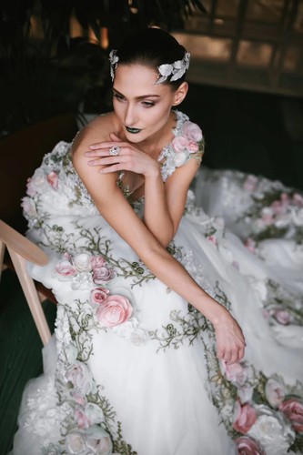 Vestido de novia con cuello en V colección rosa vestido blanco para novia espalda abierta largo  - Imagen 3 de 17