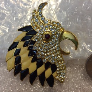 Rhinestone Brooch #11