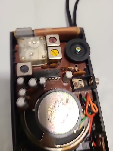 Toshiba RP-86 Portable Radio AM Works - Picture 4 of 18