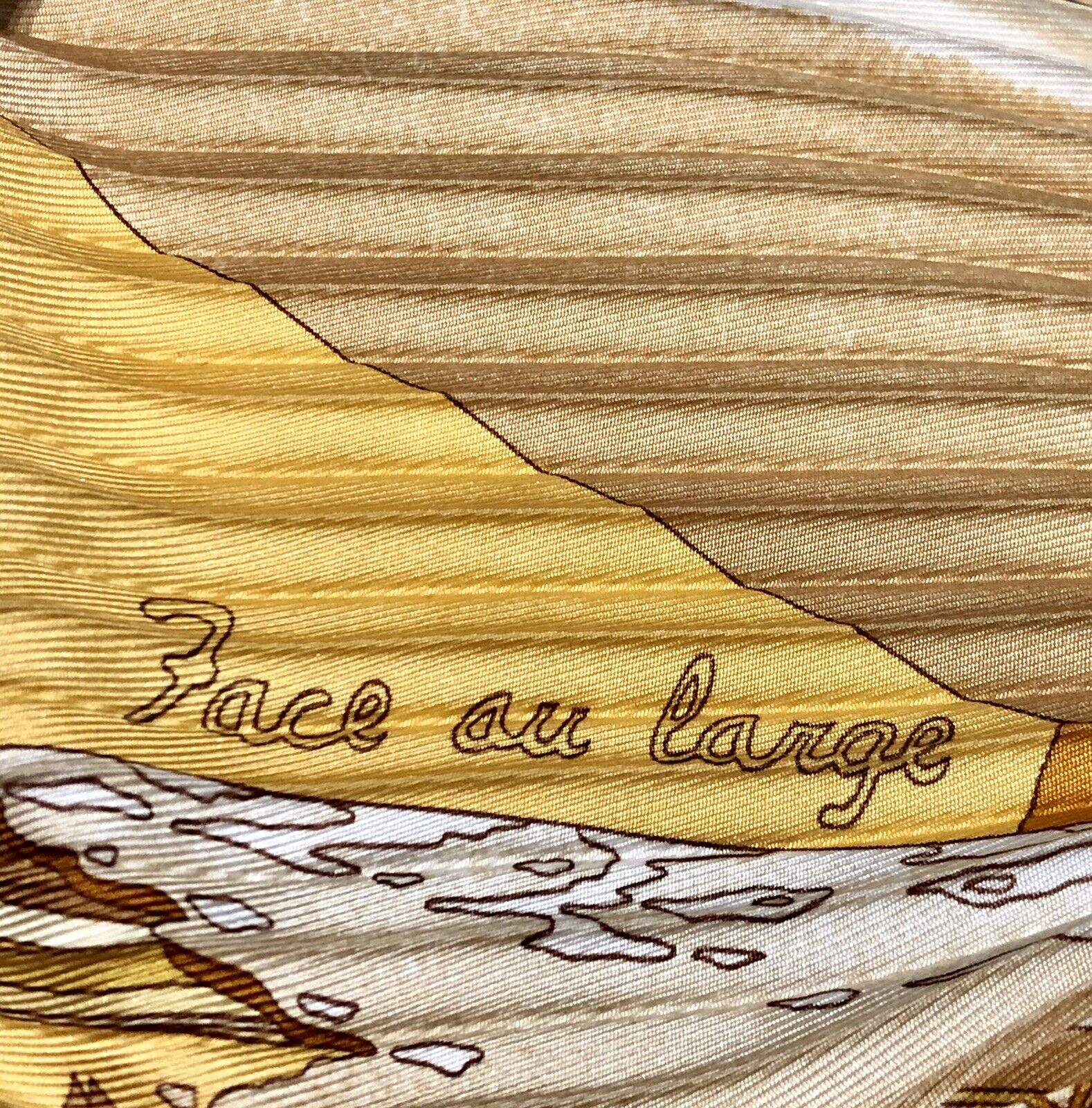 HERMES “Face Au Large” Pleated Silk Scarf - image 5