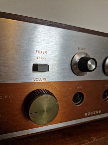 Rogers Ravensbourne amplifier - Sounds great - Unrestored Distressed (Video) - Picture 3 of 11