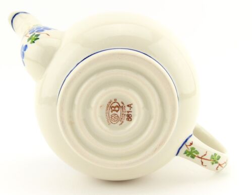 Polish Pottery Teapot 4 Cups Capacity from Zaklady Boleslawiec Poland - Picture 3 of 4