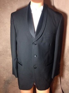 Nice-3-Button-Curved-Lapel-Perry-Ellis-Black-Tuxedo-Jacket-Made-In-the-USA
