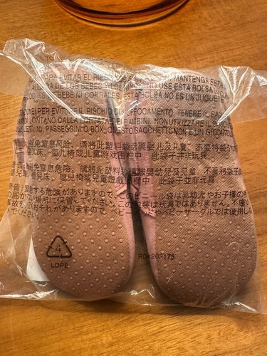 Faux Suede Old Navy Baby Booties Moccasins Pink Size 18-24 Months Girl - Picture 2 of 2