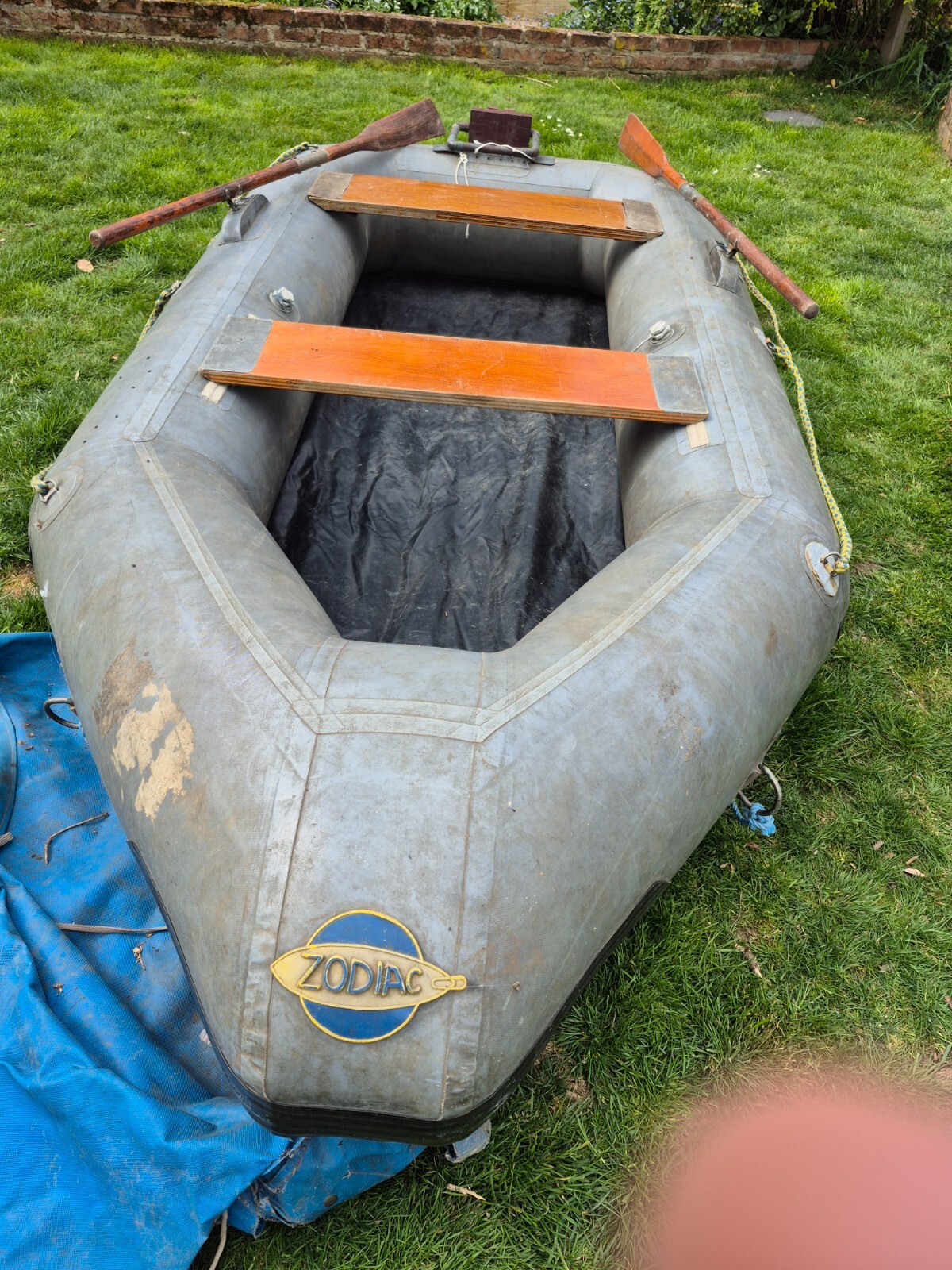 Picture 2 of 7