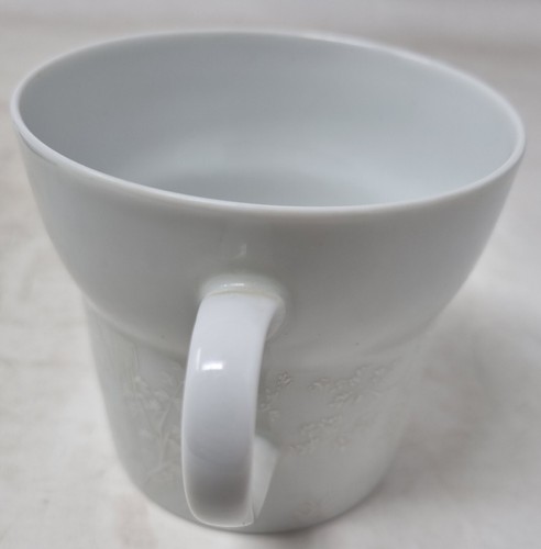 Noritake Younger Image Barbados 6926 Cup and Saucer - Picture 6 of 9