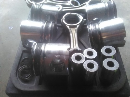 5 Piston and Connecting Rod Standard 2006 Dodge Ram 2500  5.9L  Diesel Cummins - Bild 15 von 15