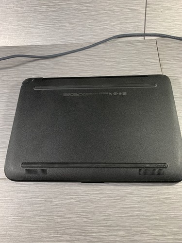 HP Stream 11-ah117wm Black 11.6" Display Intel Celeron HDMI Laptop - For Parts - Picture 11 of 12