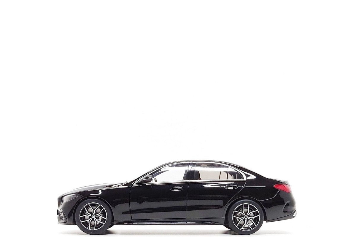 Damaged Box) NZG 1:18 Mercedes-Benz C-Class (W206) AMG Line