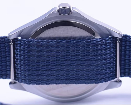 SEIKO ALBA AQPK402 Military Field Watch Quarts Blue from Japan new - Picture 4 of 5