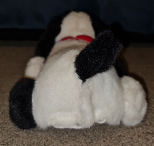 2005 Pound Puppies - Interactive puppy - barks, whine, howls, moves - 27cm long - Picture 4 of 7