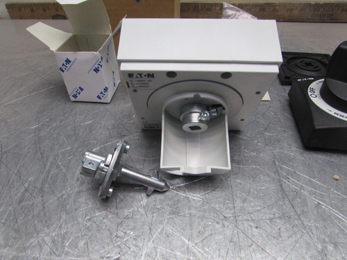 NEW! Eaton Moeller NZM2-XTVD-NA, Door Coupling Handle, BLACK ,NIB! MAKE OFFER! - Picture 5 of 10