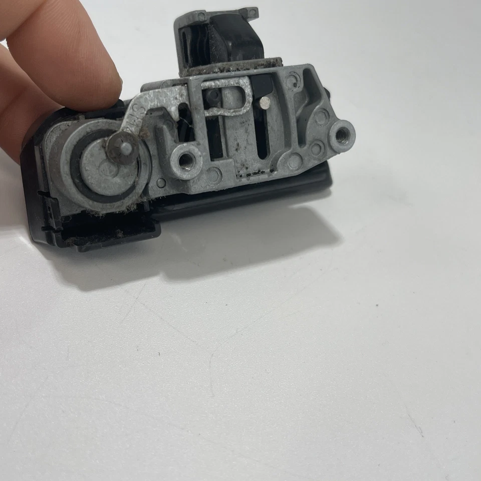 '02-06 Honda CR-V RSX Glove Box Latch '03-07 Element Black Handle Lock CRV OEM - Image 3 of 3