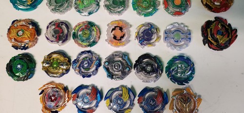 Beyblade Metal Burst Turbo Lot with 35 Beyblades, 2 Arenas, Carrying Case ect. - Bild 3 von 24