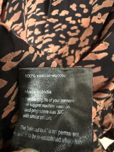 Masai XXL Black and Orange Brown Animal Print Long Sleeve V-Neck Blouse Top - Picture 6 of 6