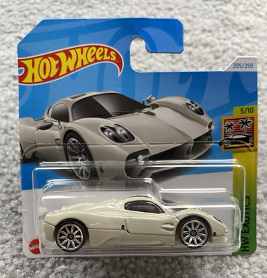 HOT WHEELS 2024 PAGANI UTOPIA HW Exotics