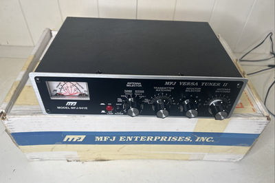 Tuner Antenne Radio MFJ-941D Versa Tuner II – Reconditionné, USA