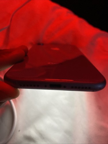 iPhone XR Unlocked Smartphone - Picture 5 of 7