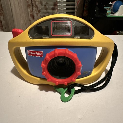 Fisher Price 1999 Tested Perfect Shot #77856 Kids 35mm Film Camera