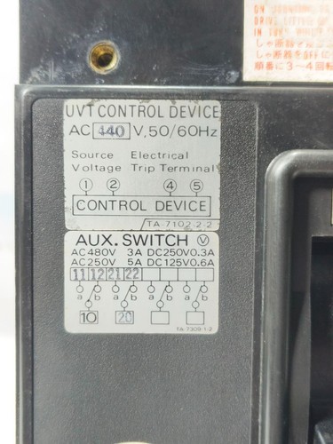 TERASAKI AIR CIRCUIT BREAKER TYPE AME-4 233A 3-POLE 600V AC 50/60Hz WITH UVT - Picture 3 of 9