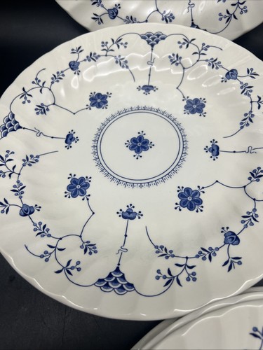 Churchill Finlandia Swirl Rim 10" Dinner Plates Made in England Set of 4 - Picture 6 of 12