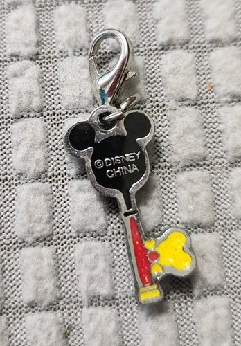 Neu Selten Disney Charm It! Charmed In The Parks Mickey Mouse Schlüssel Rarität - Bild 2 von 2