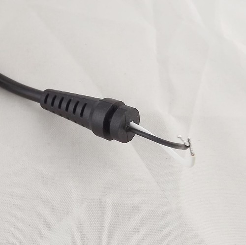 DC Power 4.0mm x 1.35mm Right Angle Connector Cord Cable Supply ASUS Ultrabooks - Picture 6 of 6