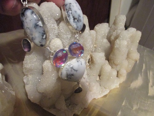 HERMOSO COLLAR ARTESANAL NUEVO ÓPALO DENDRÍTICO ARCO IRIS TOPACIO AMATISTA - Imagen 4 de 5