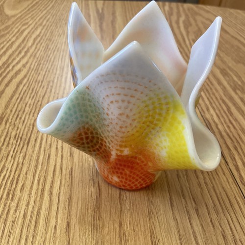 Hand Blown Art Glass Ruffled Handkerchief Sculpture Vse 5.5” X 6” Multi Colors Z - Picture 5 of 24