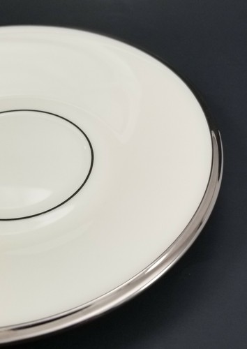 Lot of 3 SOLITAIRE PLATINUM Saucer Plates By LENOX Dimension Collection - Imagen 3 de 12