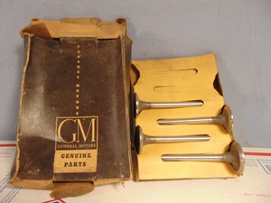 NOS-1950-1951-1953-ERA-CHEVROLET-EXHAUST-VALVES-GM-ORIGINALS-52-PICKUP-COUPE