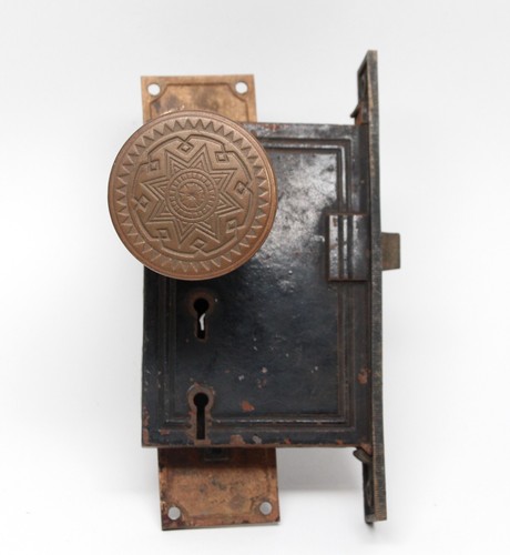 Trenton Bronze Entry Door Knob Plate & Lock Set - Picture 5 of 8