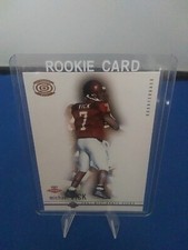 2001 Pacific Dynagon - Retail #110 Michael Vick (RC)