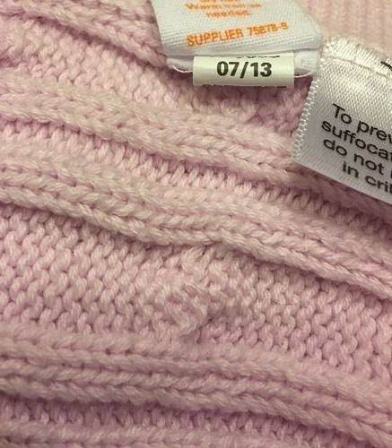2013 Giggle Baby Pink Knit Blanket Sweater Cotton Nursery or Stroller Throw - Picture 3 of 4