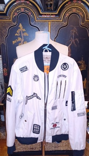FLIGHT TIGERS: Designer White Patch Bomber Jacket(X-Large.) - Picture 7 of 7