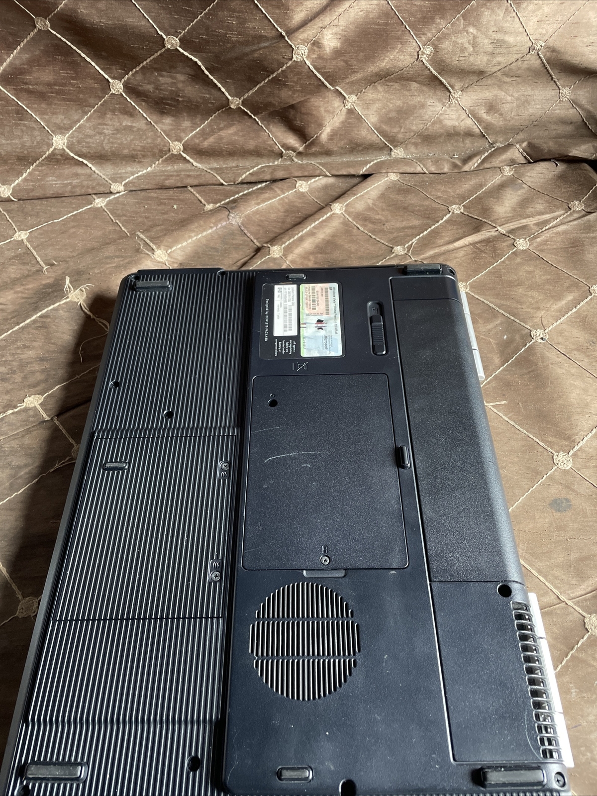 RETRO COMPAQ PRESARIO C500 INTEL Untested No Power Lead Cheap - Picture 8 of 10