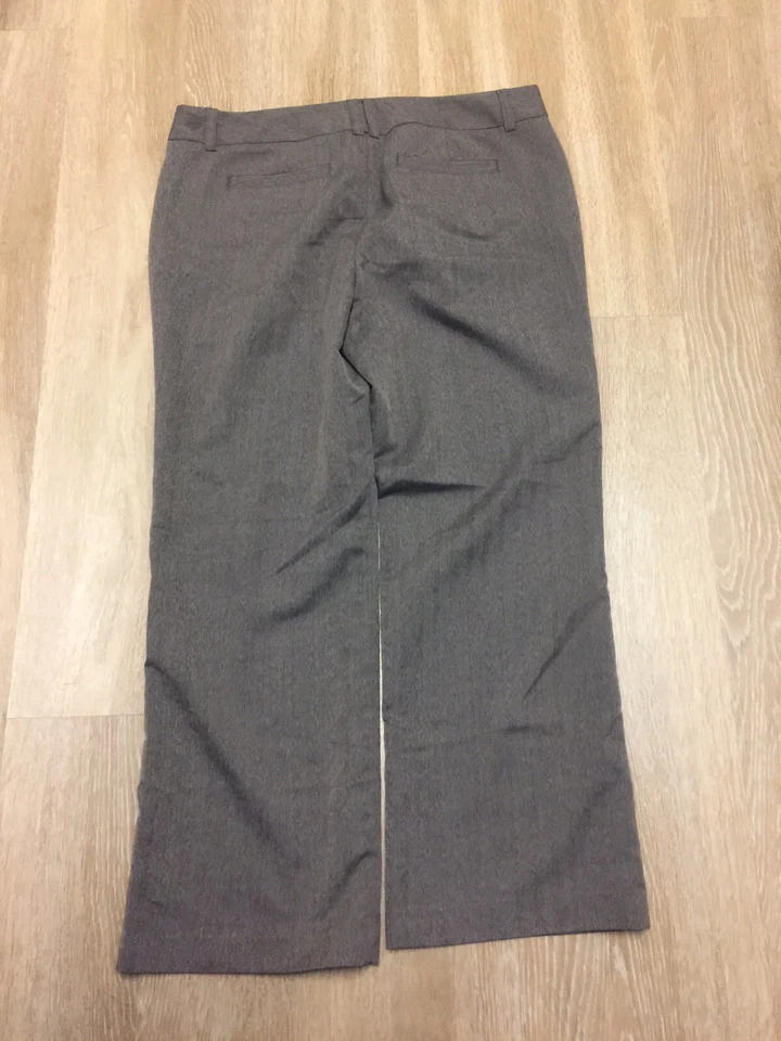 Pantalones informales acampanados marrones Bass & Company para mujer bolsillos laterales delanteros planos talla:14 Foto 3 de 4