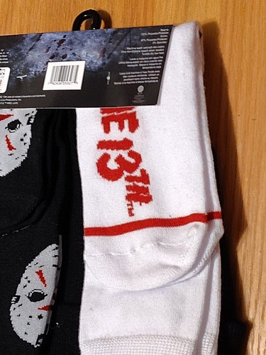 Friday The 13th Jason Knit Beanie & 2 Pairs Crew Socks Mens New Size 6-12 WB - Picture 17 of 19
