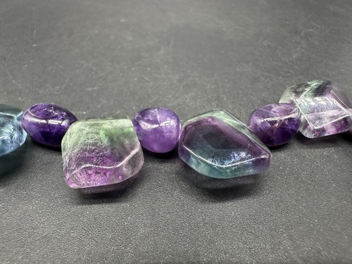 Fluorite Rainbow Floral Clasp Chunky Beaded Bracelet 7.75” - Picture 2 of 8