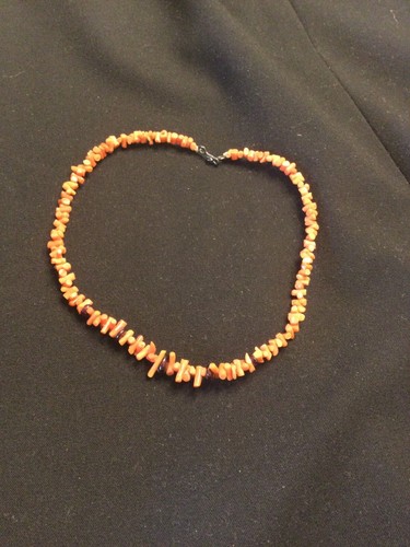 Coral Choker, Probably Best Suited for a Child or Young Person 14" - Bild 4 von 7
