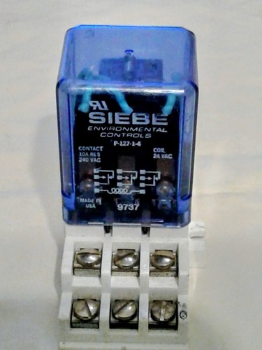 Siebe P-127-1-4 Eiswürfelrelais 24VAC Spule 10A 3PDT 15A mit Sockel gebraucht - Bild 1 von 3