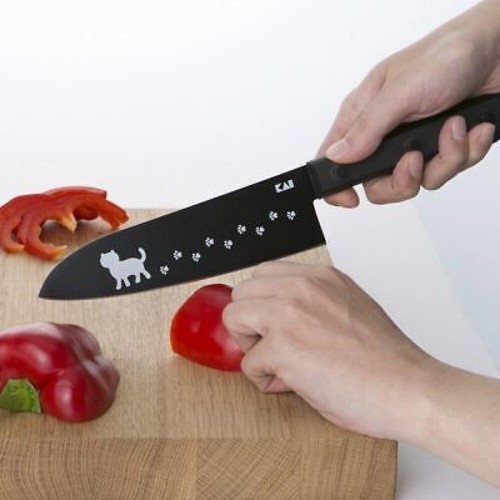 Kai AB5801 Nyammy Kitchen Santoku Knife Cat Design 165mm 6.5” Stainless Steel - Picture 7 of 24