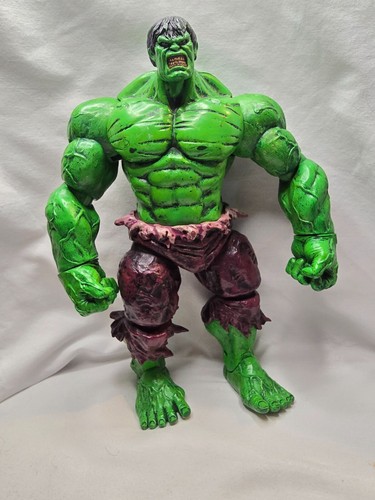 Diamond Select Marvel Select: The Incredible Hulk 10 inch Action Figure (2011) - Picture 5 of 5