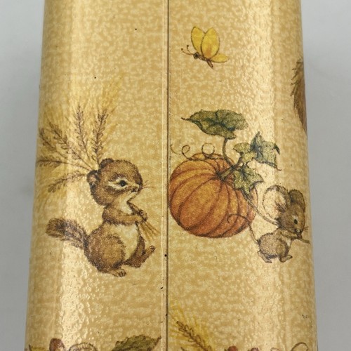Vintage Tin Litho Fall Harvest Kitschy Animal Hallmark Coin Bank W/ Stopper - Picture 10 of 11