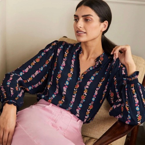 Boden Smocking Detail French Navy Flora Bloom Blouse NWT - Picture 1 of 10