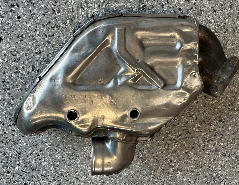 Porsche 993 Heat Exchanger - Left Side - Image 2 of 4